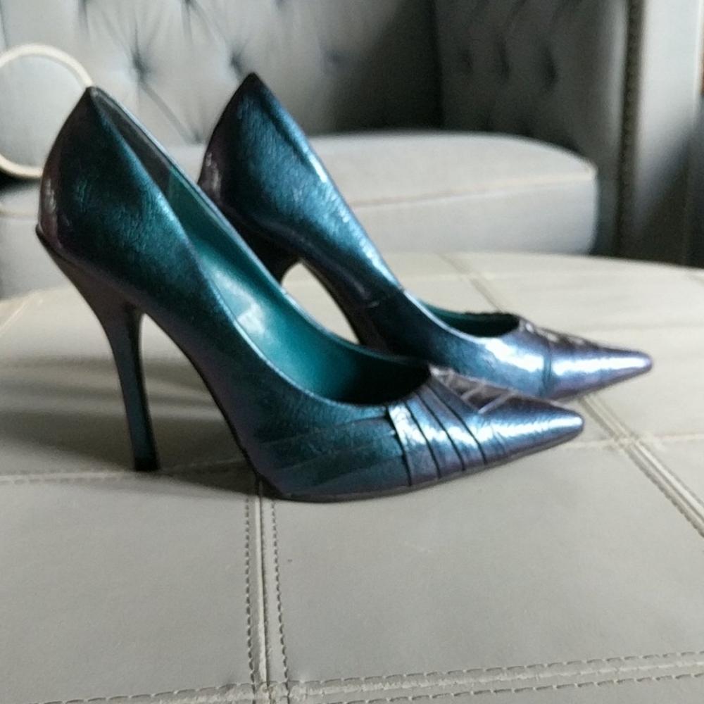 ❄️ Metallic Blue Purple High Heels